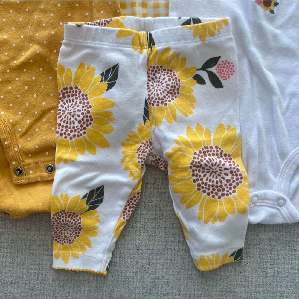 3M Yellow Gingham, Bee, Bird and Pants Onesies Bundle - Picture 4 of 5